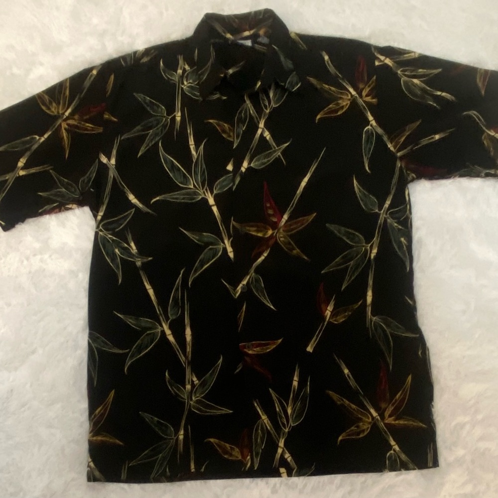 Black Floral Short-Sleeve men’s casual button up